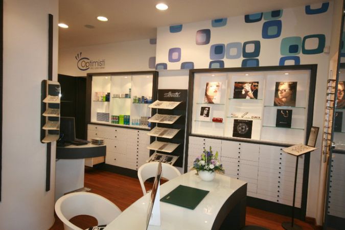 arredamento negozi ottica optimisti (7)